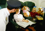 niños en un avión Salud Niño. Monográficos infantiles. Viajar con niños