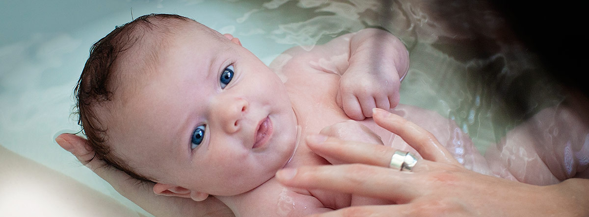 Cuidados de la piel del bebé: bebé en la hora del baño