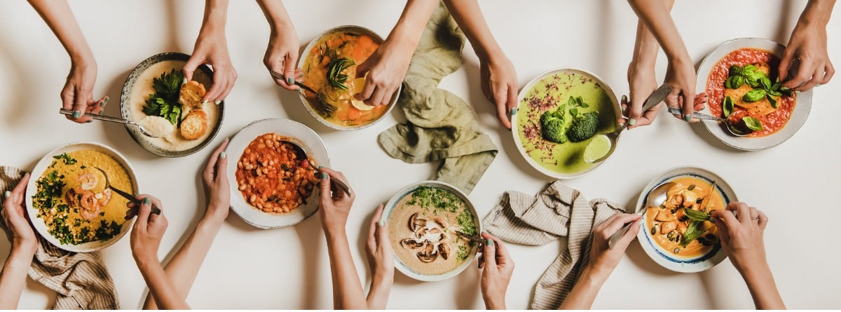 diferentes platos de comida