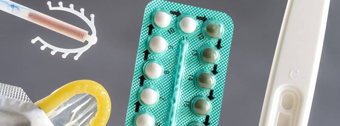 Diferentes métodos anticonceptivos: píldora, preservativo, DIU y test de ovulación
