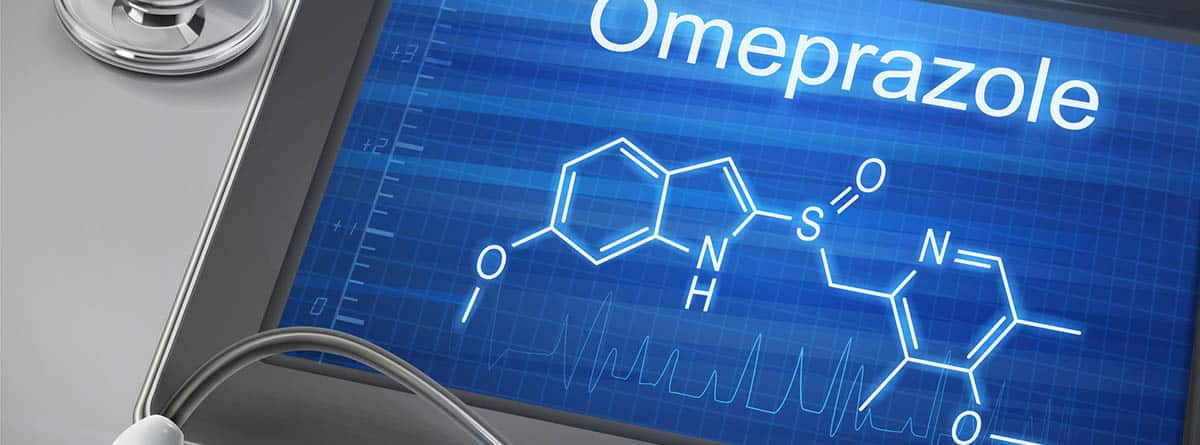 Cómo tomar omeprazol: molécula de omeprazol en una tablet