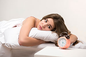 mujer despierta,insomnio