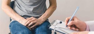 Hombre en consulta médica